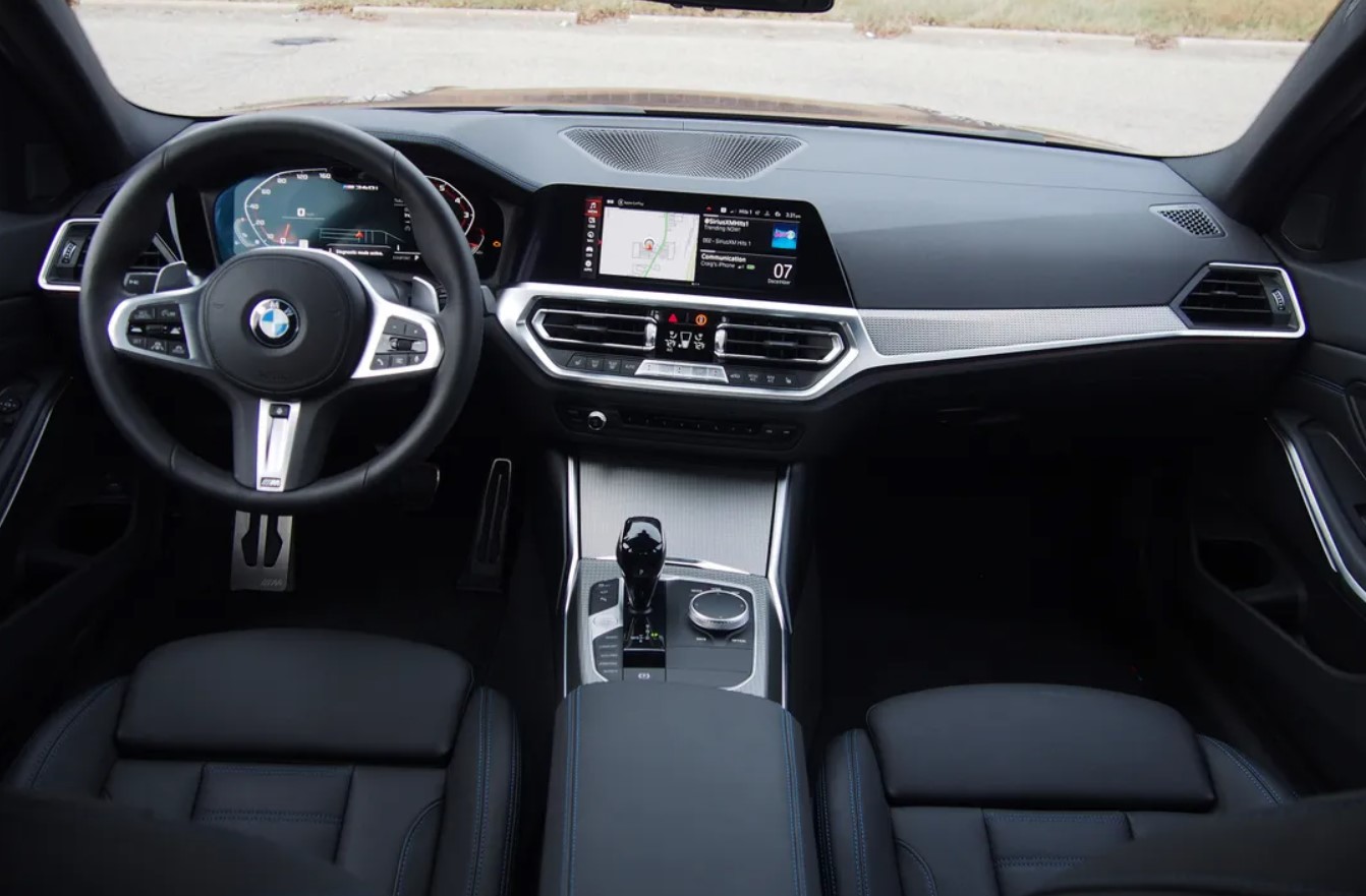 2023 BMW M340i Interior