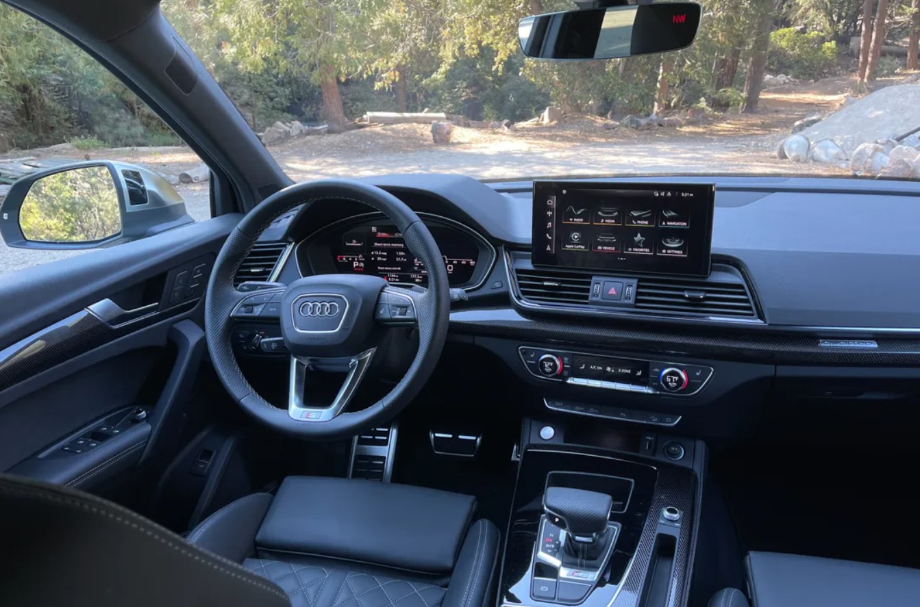 2023 Audi SQ5 Sportback Interior