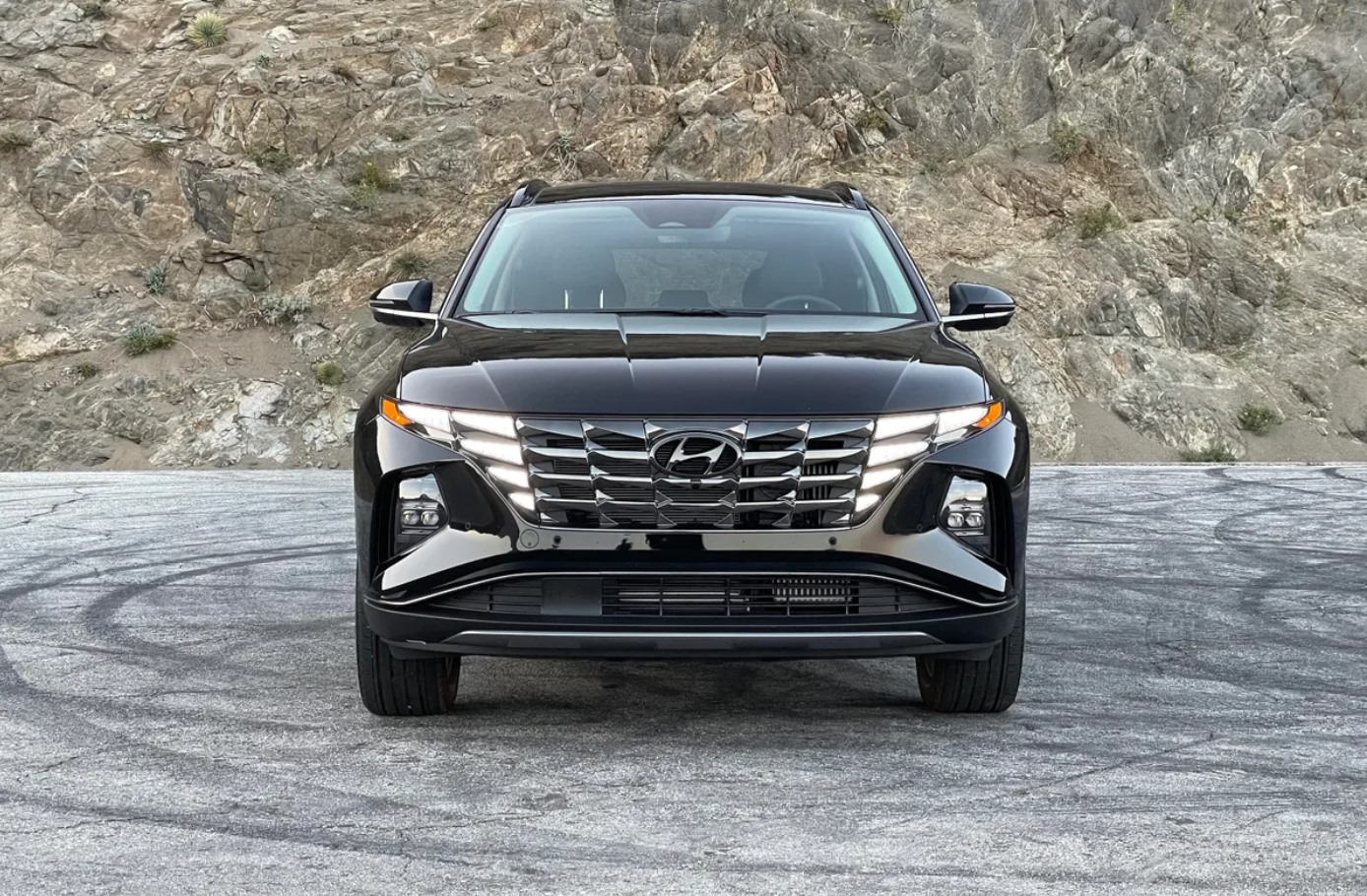 New 2023 Hyundai Tucson Hybrid Exterior
