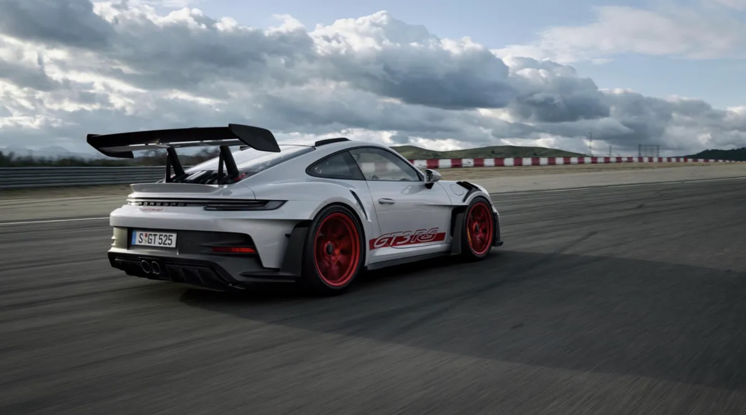2024 Porsche 911 GT3 RS Release Date