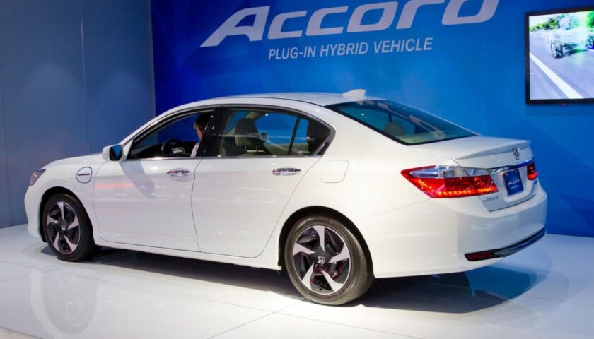 2025 Honda Accord Hybrid Review