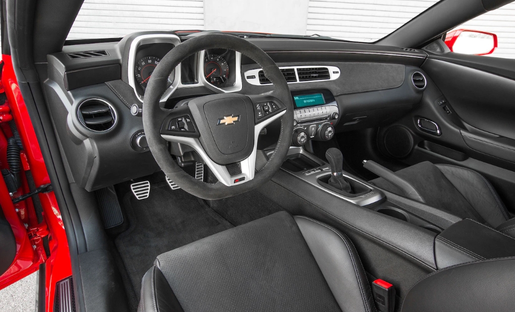 2025 Chevrolet Camaro Z/28 Interior