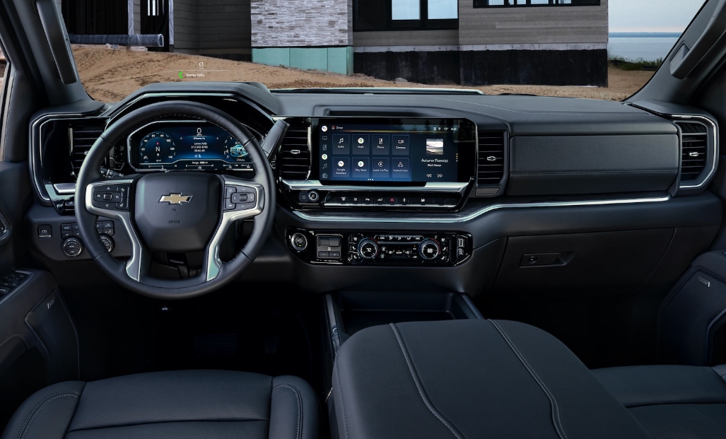 2025 Chevrolet Silverado 2500HD Interior