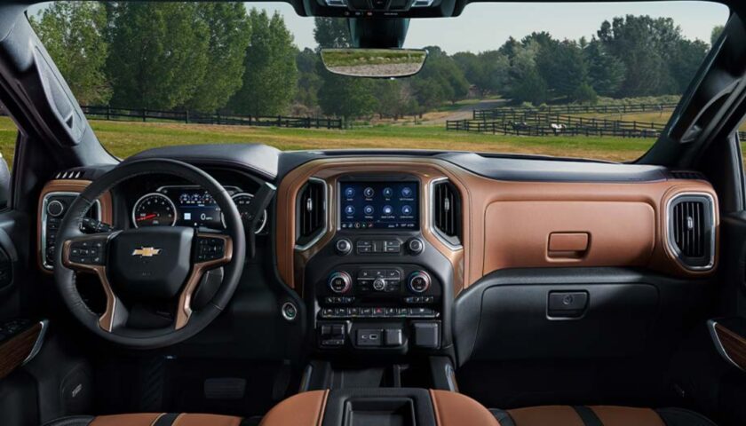 2025 Chevy Silverado 1500 Interior