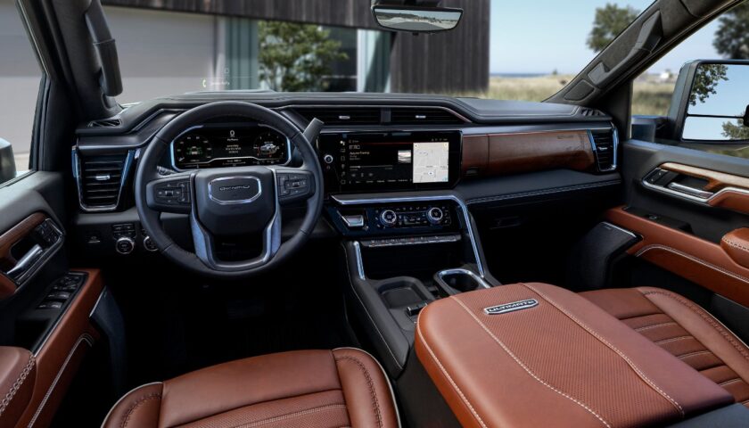 2025 GMC Sierra 2500HD Interior