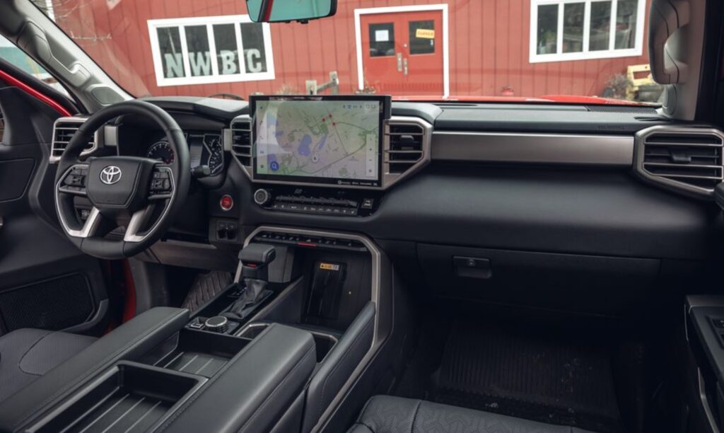  Foto zu 2026 Toyota Tundra Engine, Price, Interior - Inside The Hood 