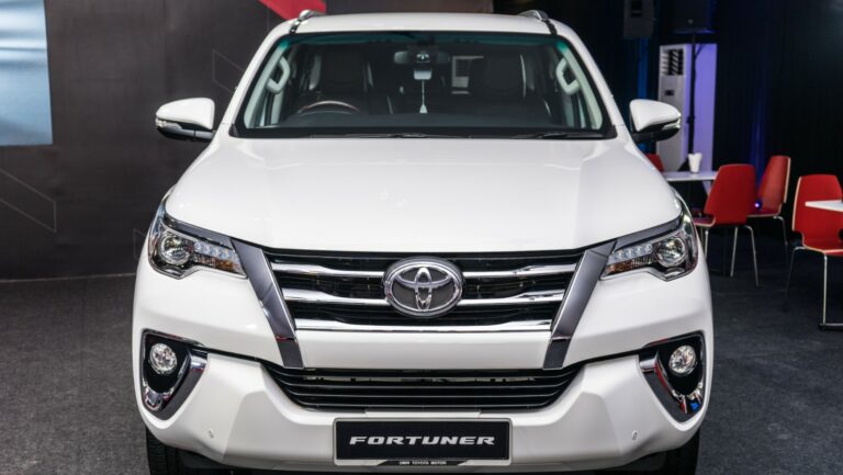 2026 Toyota Fortuner Specs, Price, Interior - Inside The Hood