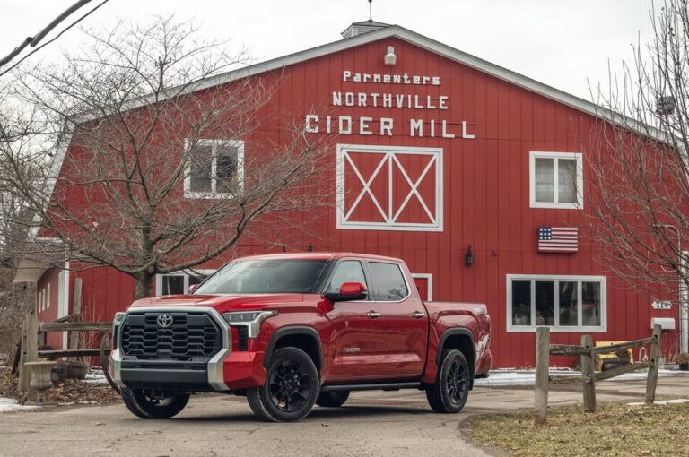  2026 Toyota Tundra Specs, Price, Redesign - Inside The Hood Motiv 