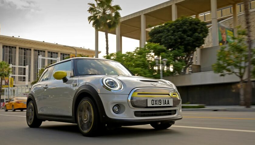 2026 Mini Cooper SE Changes