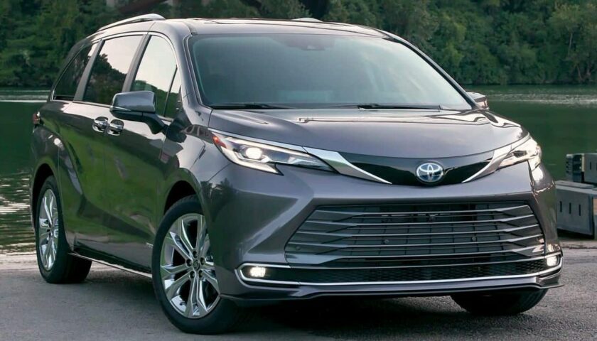 2027 Toyota Sienna Review