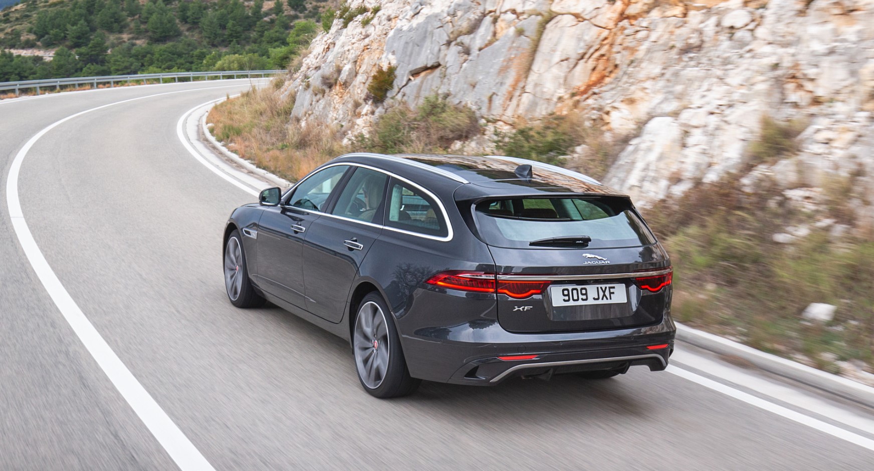 2027 Jaguar XF Sportbrake Dimensions