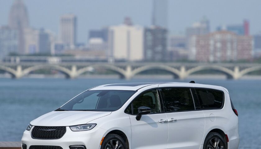 2026 Chrysler Pacifica 100th Anniversary Edition Price