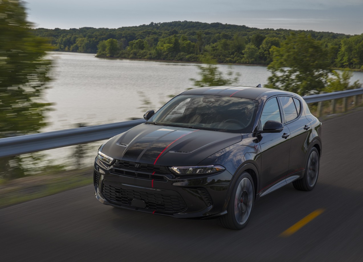 2027 Dodge Hornet GT GLH Release Date