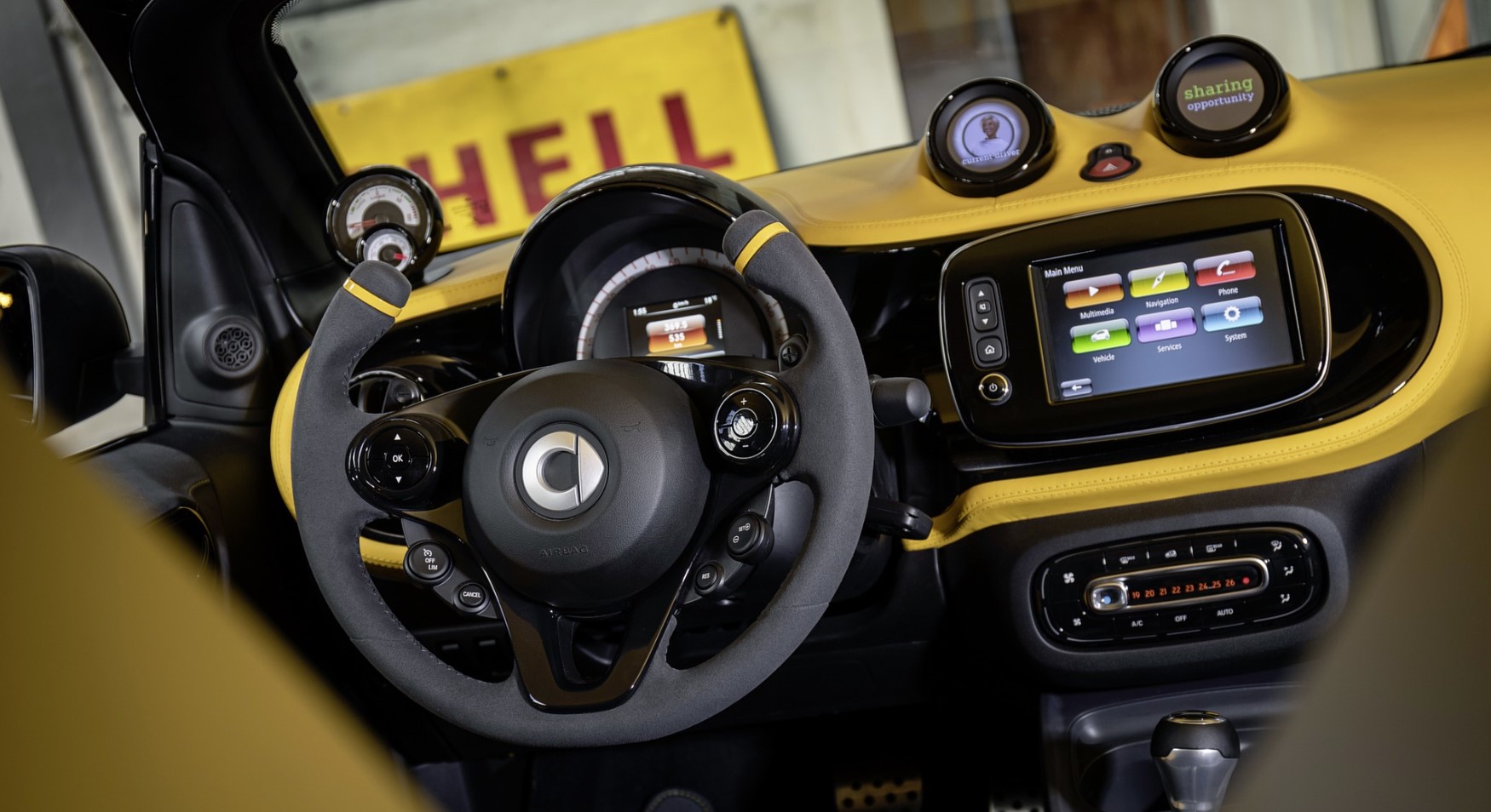 2027 Smart Forease+ Interior