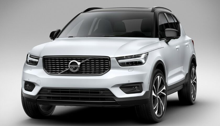 2027 Volvo XC40 Price