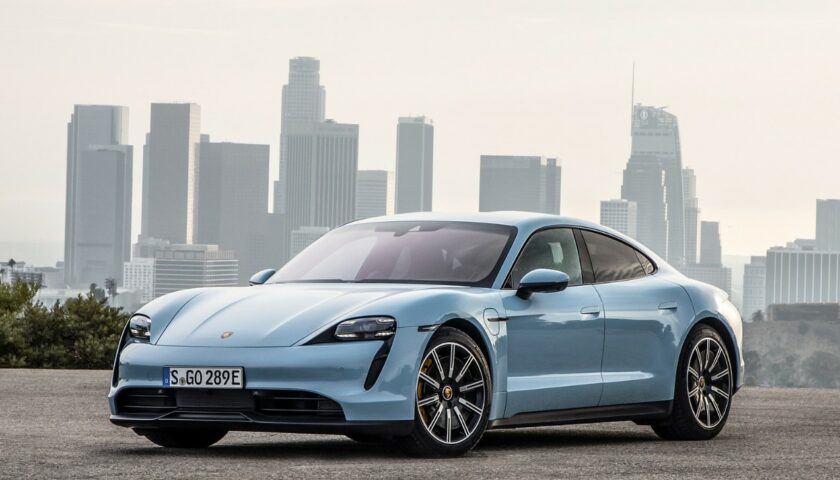 2026 Porsche Taycan 4S Specs