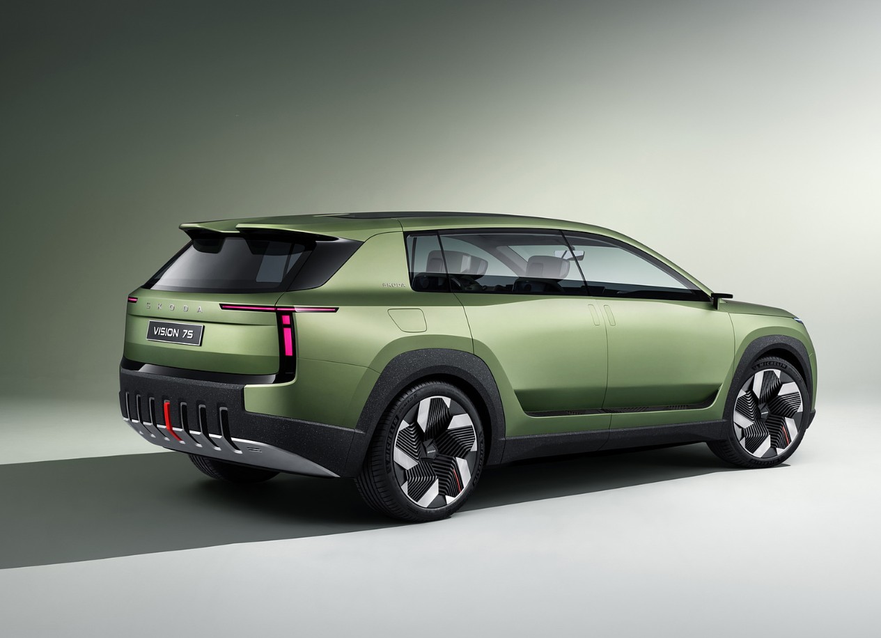 2026 Skoda Vision 7S Specs