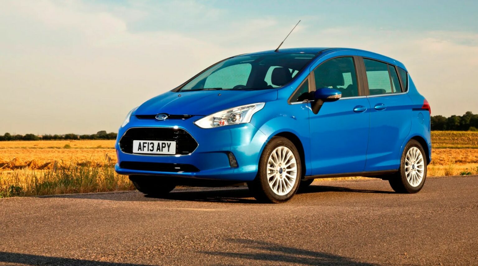 Ford B MAX 1.0 Ecoboost 100HP  Titanium Specs visual data 7