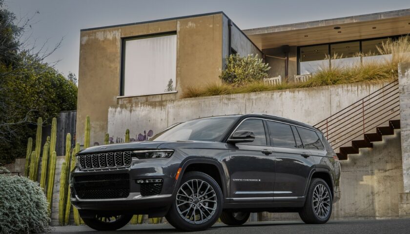 2027 Jeep Grand Cherokee L Performance