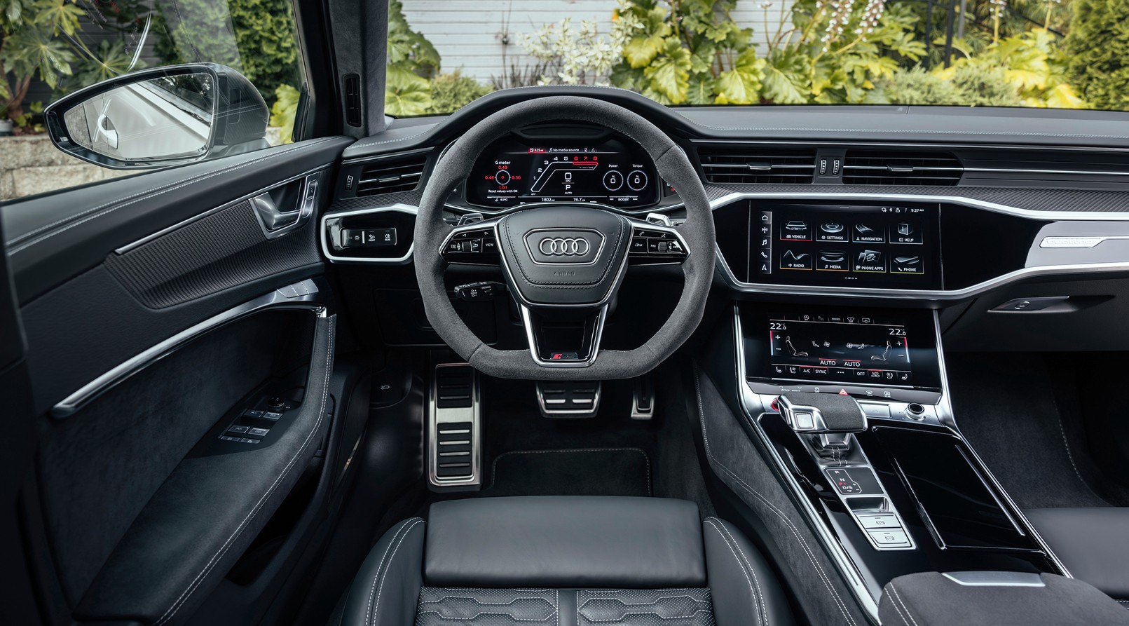 2026 Audi RS6 Avant Interior