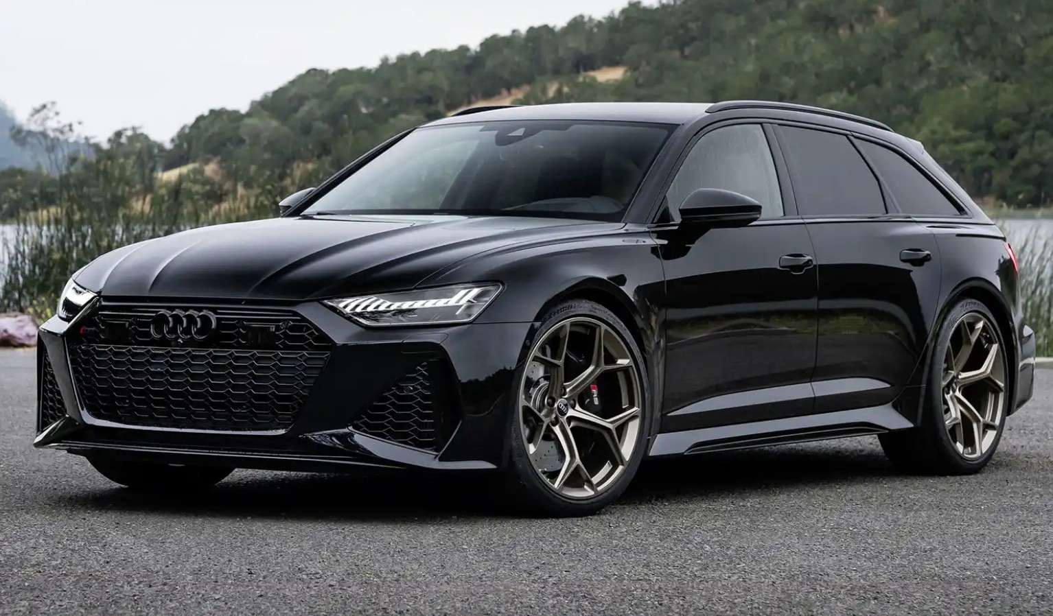 2026 Audi RS6 Avant Review