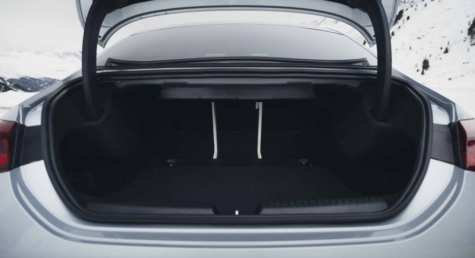 2027 Mercedes-Benz CLA Hybrid Dimensions