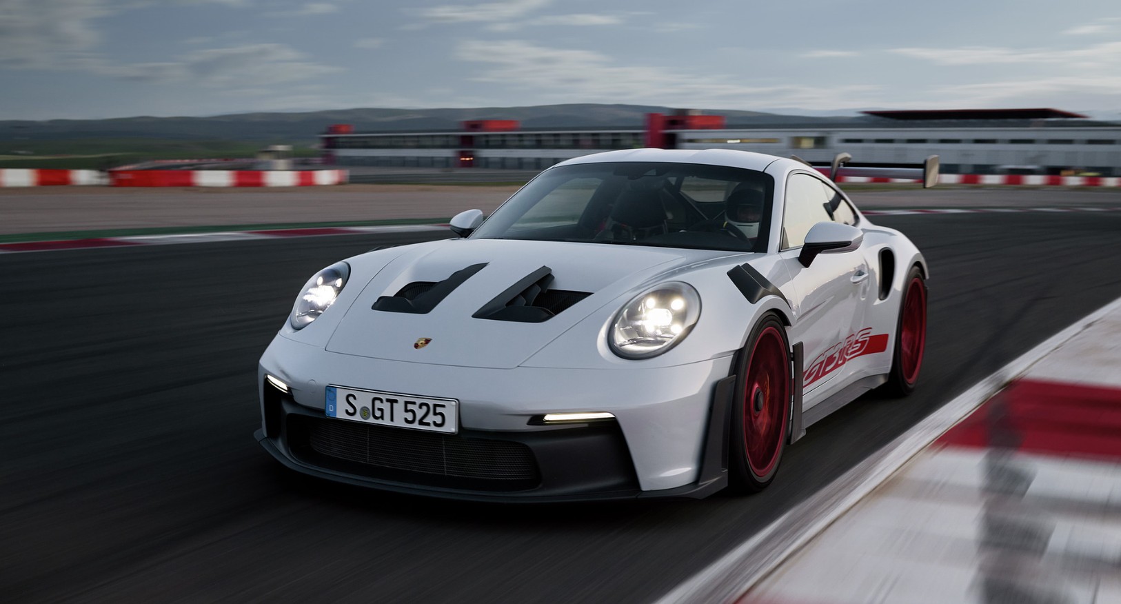 2027 Porsche 911 GT3 RS Release Date