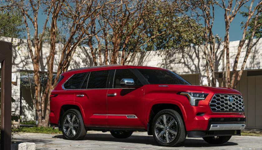 2027 Toyota Sienna Price