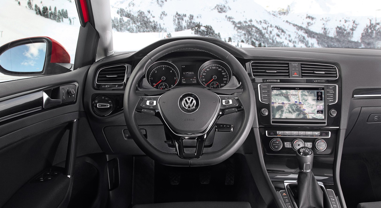 2027 Volkswagen Golf 4MOTION Interior