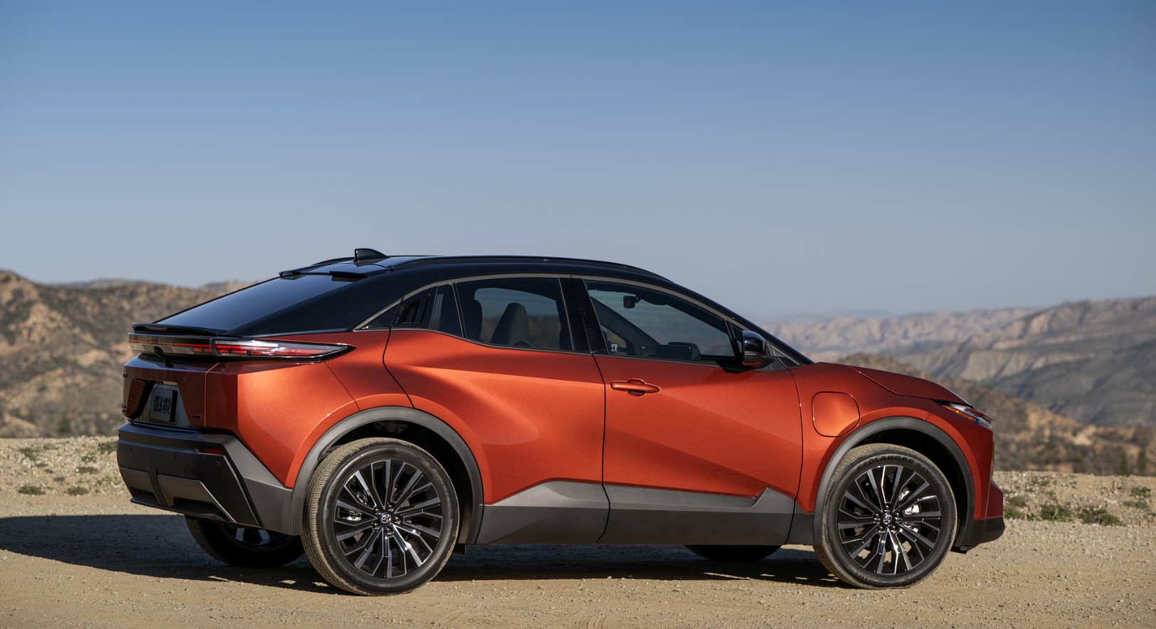 2027 Toyota C-HR Features