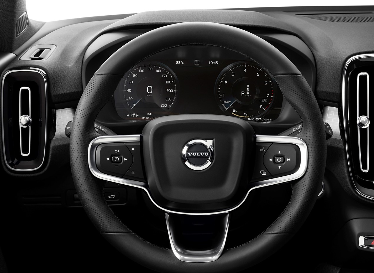 2027 Volvo XC40 Interior