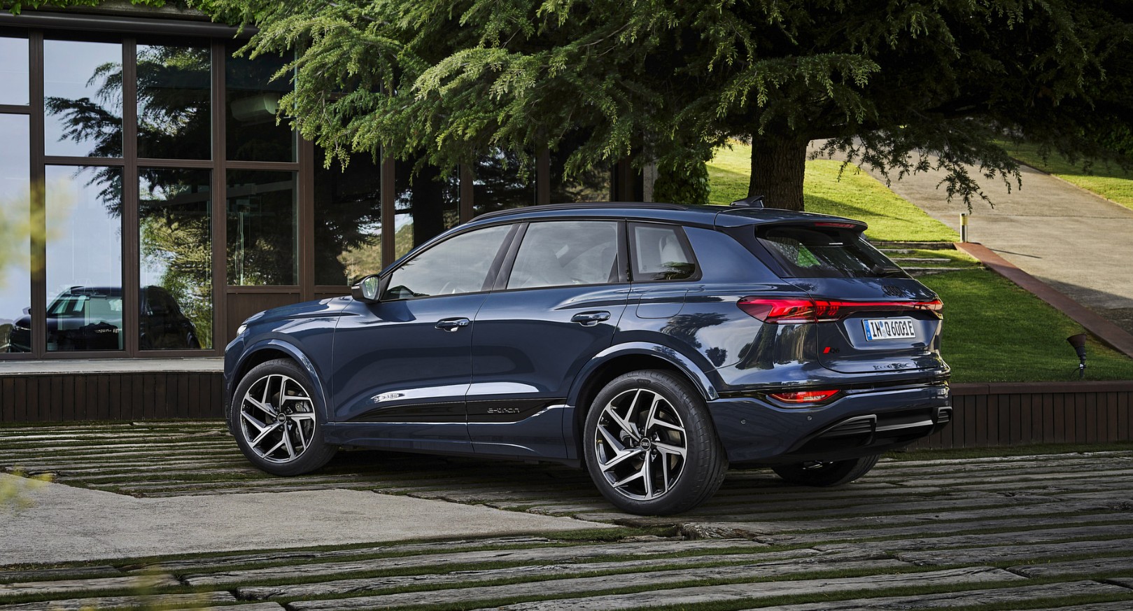 2027 Audi Q6 E-Tron Specs