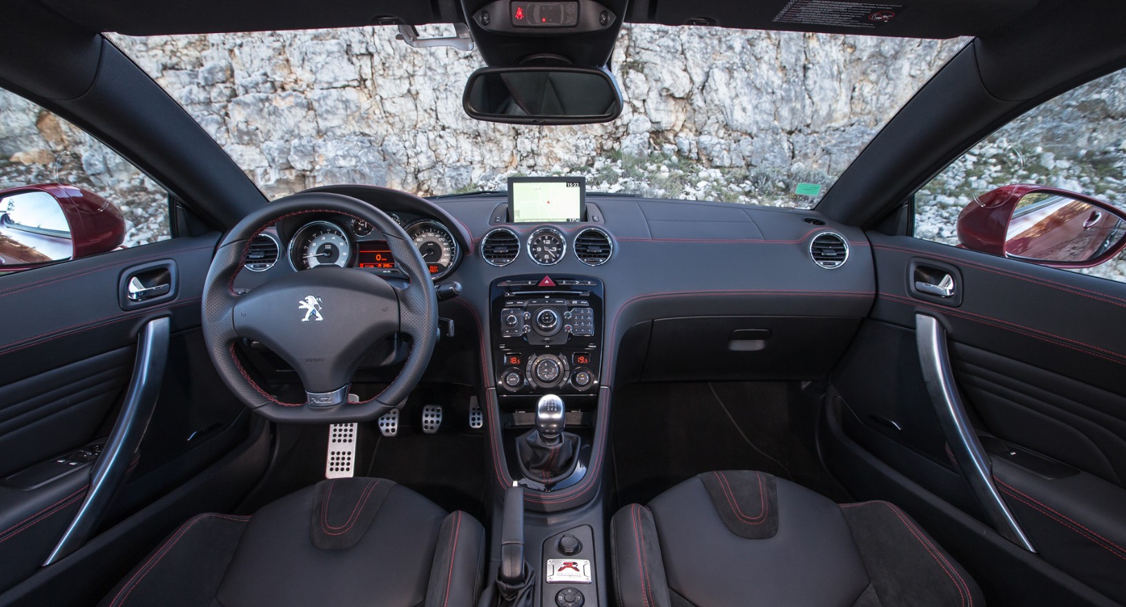 2027 Peugeot RCZ R Interior
