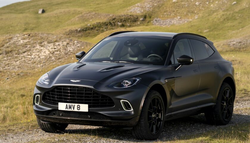 2027 Aston Martin DBX Sating Xenon Grey Redesign