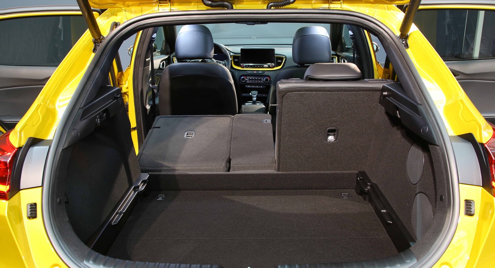 2027 Kia XCeed Dimensions