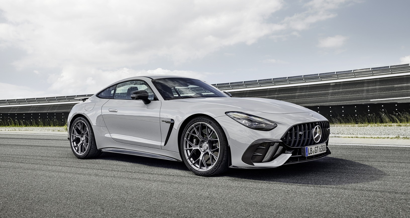 2027 Mercedes-AMG GT 63 PRO Review