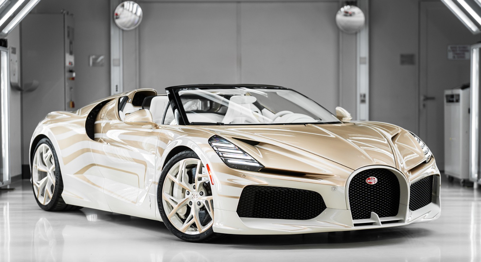 2027 Bugatti W16 Mistral La Perle Rare Review
