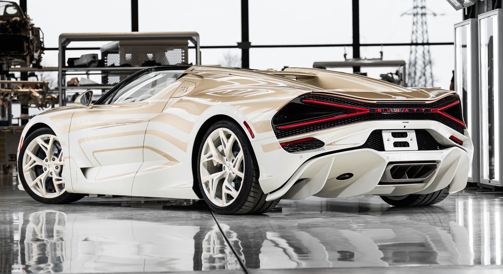 2027 Bugatti W16 Mistral La Perle Rare Specs