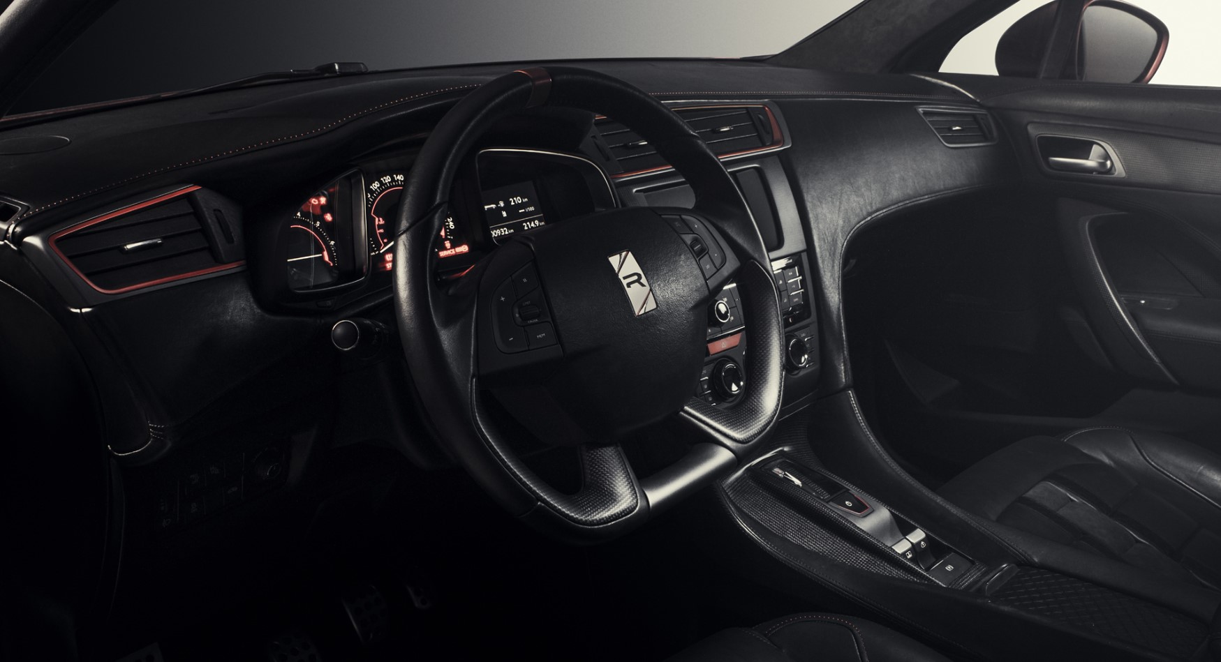2027 Citroen DS 5LS R Interior