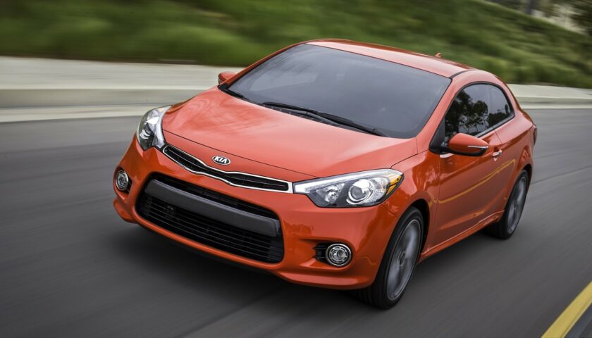 2027 Kia Forte Koup Prie