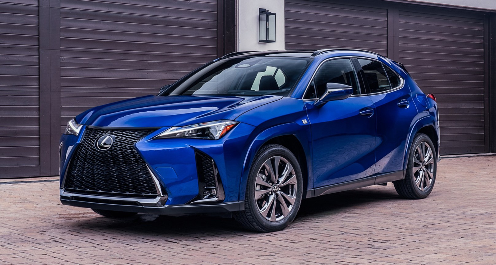 2027 Lexus UX 300h Specs