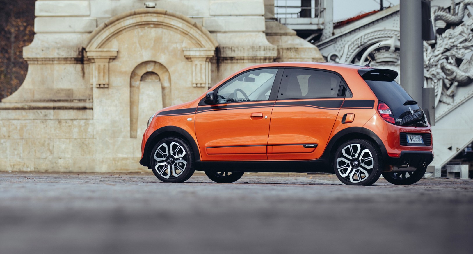 2027 Renault Twingo GT Price